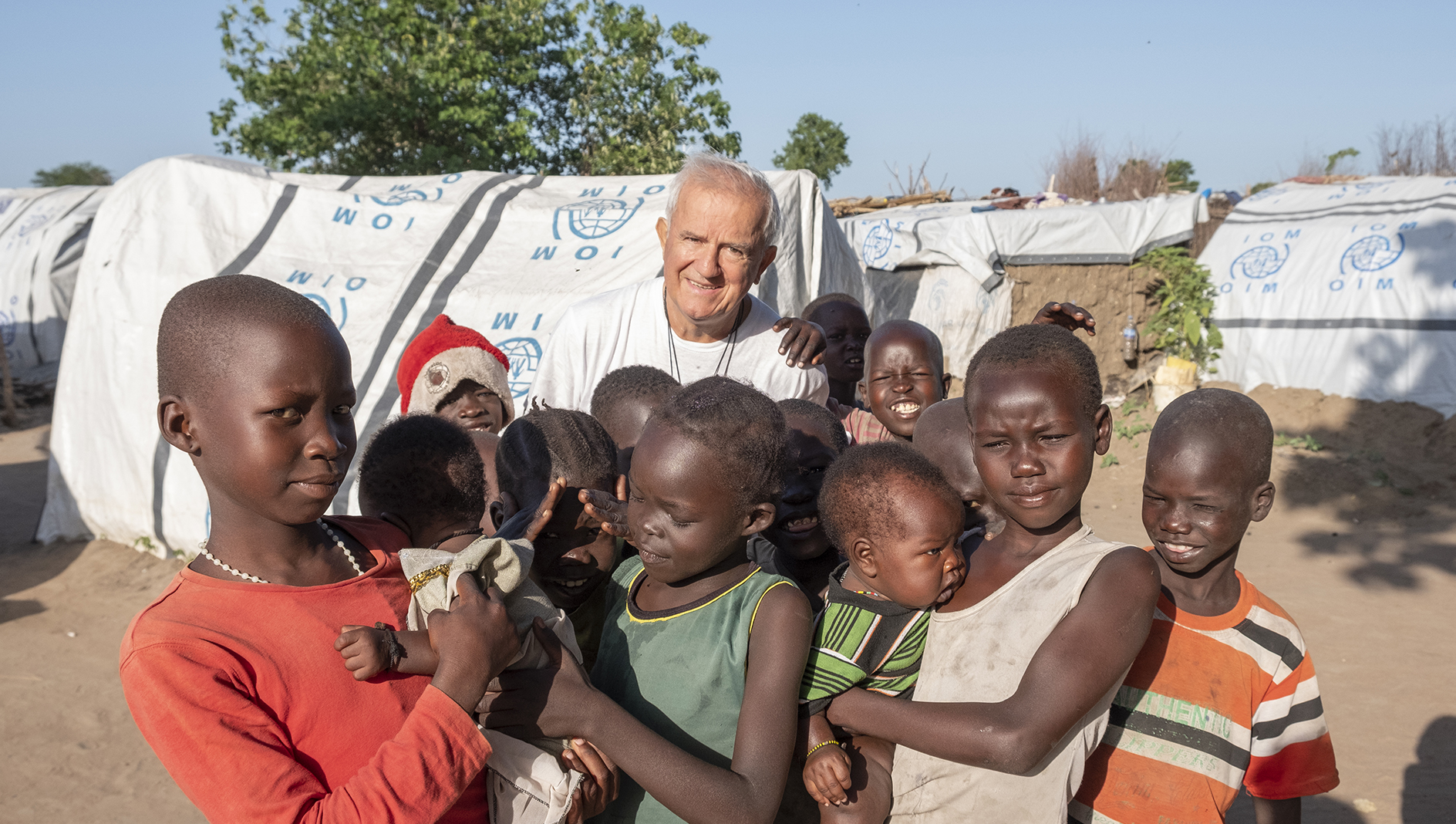 Giacomo Comino missionario salesiano tra i ragazzi in Africa